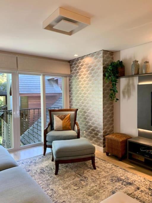 Apartamento Belissimo Apto 2 Em Otima Localizacao De *