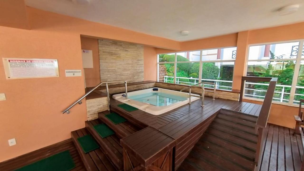 Apto No Centro De Com Piscina Termica Apartamento Gramado