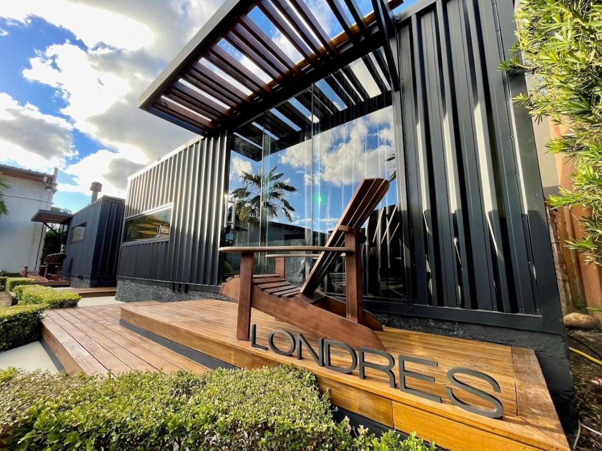Containers Homes By Achei