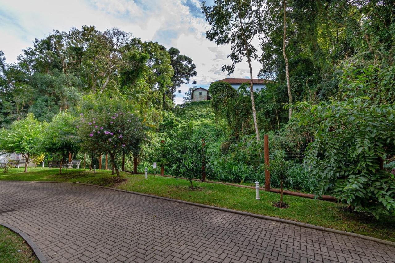 Rosa Edificio Parque Da Vinicola *