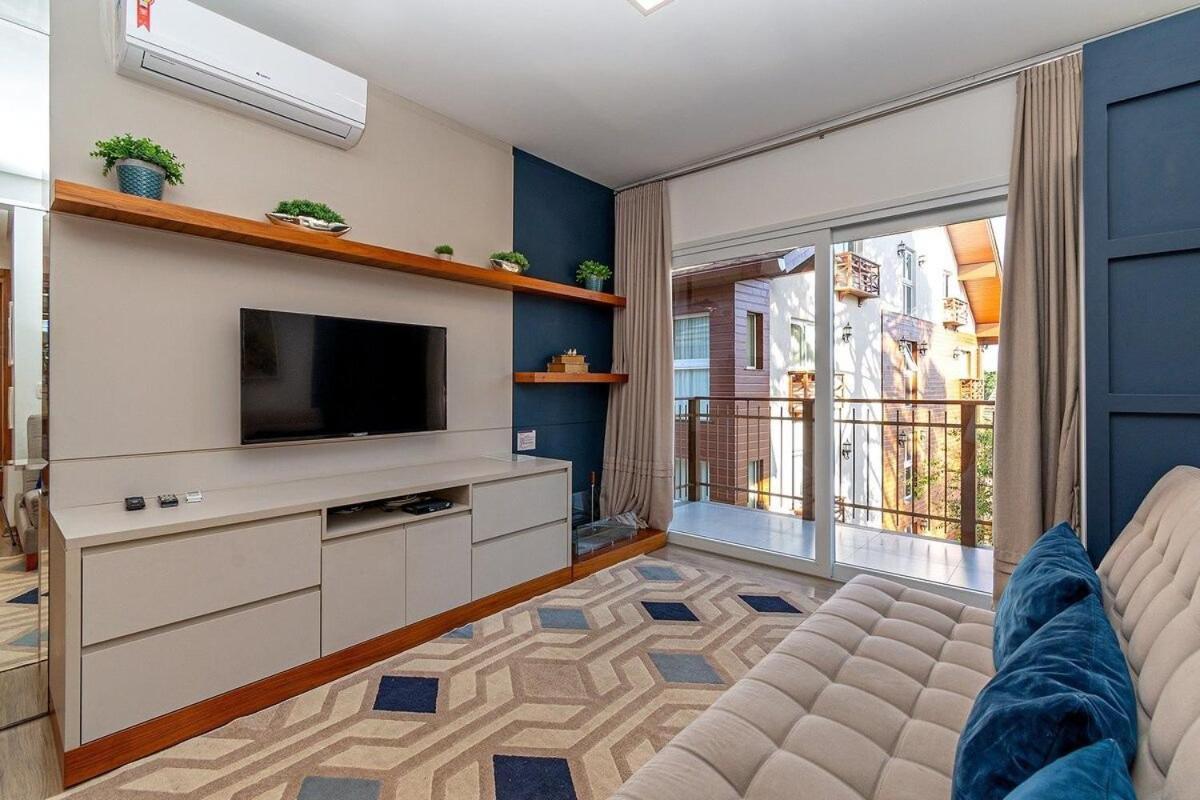 Rosa Edificio Casa De Pedra Apartamento Gramado