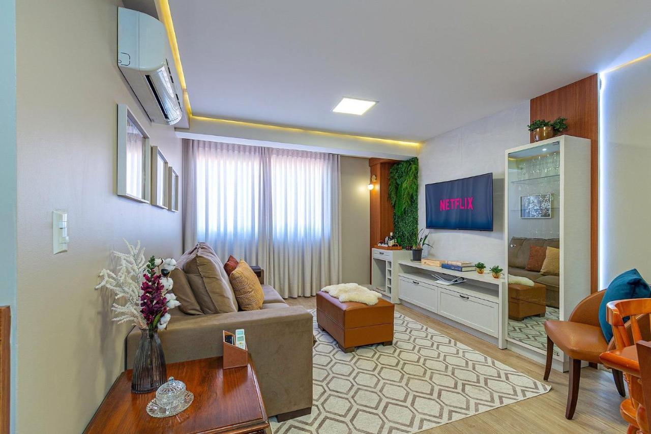 Apto 2 Em Apartamento *