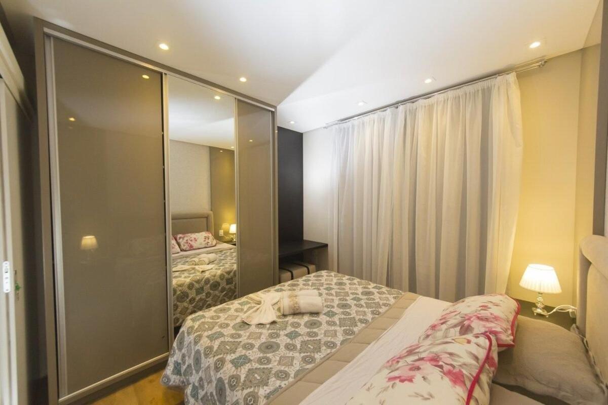 Apartamento Rosa Edificio Centro One *