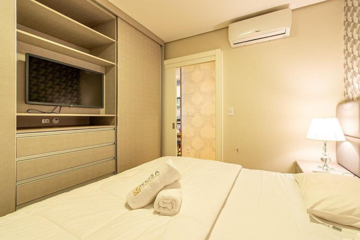 Rosa Edificio Centro One Apartamento *