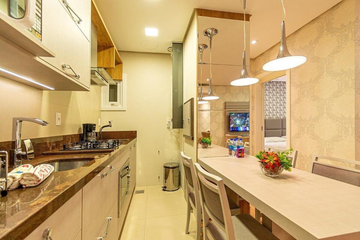 Apartamento Rosa Edificio Centro One *