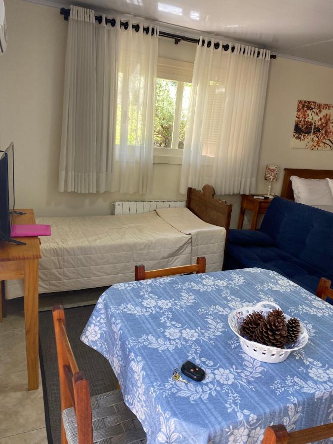 Pousada Ipe Amarelo E Quinta Dos Medeiros Acomodação com café da manhã  Gramado