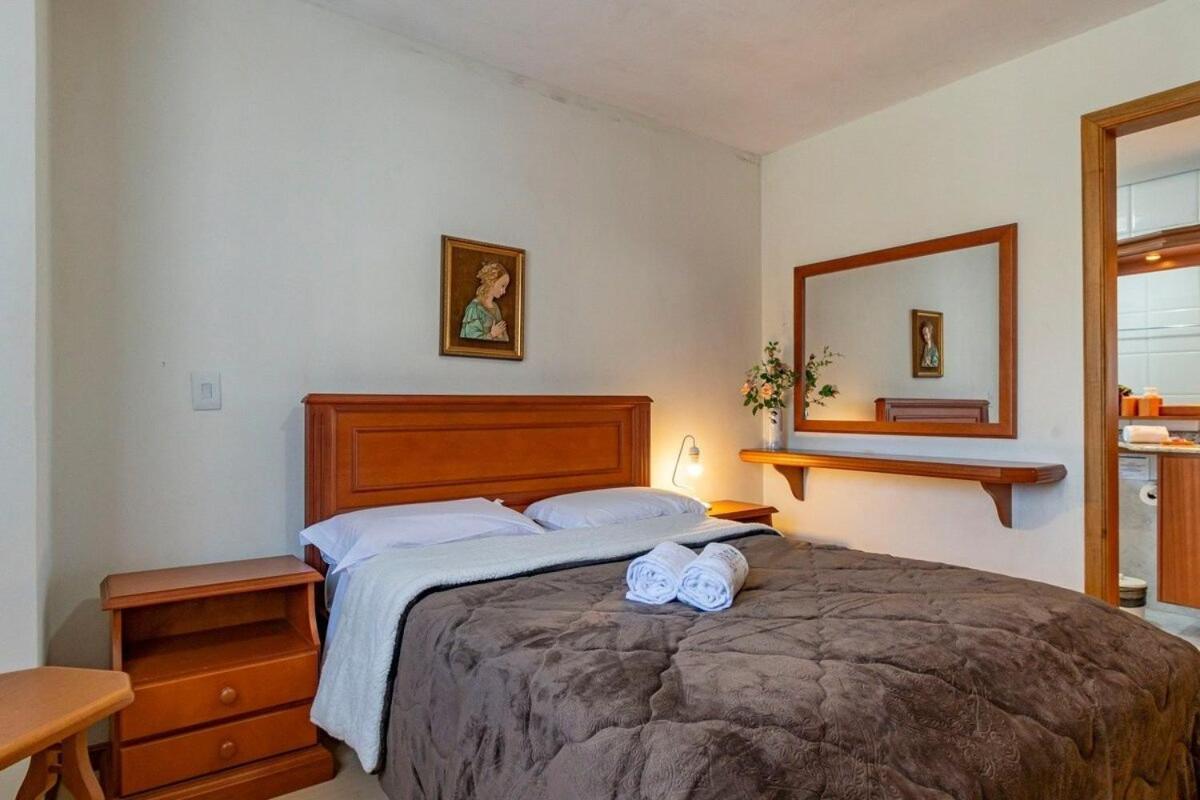 Rosa Edificio Di Trevi Apartamento *