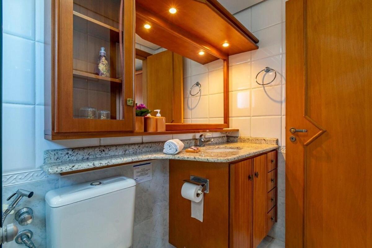 Rosa Edificio Di Trevi Apartamento