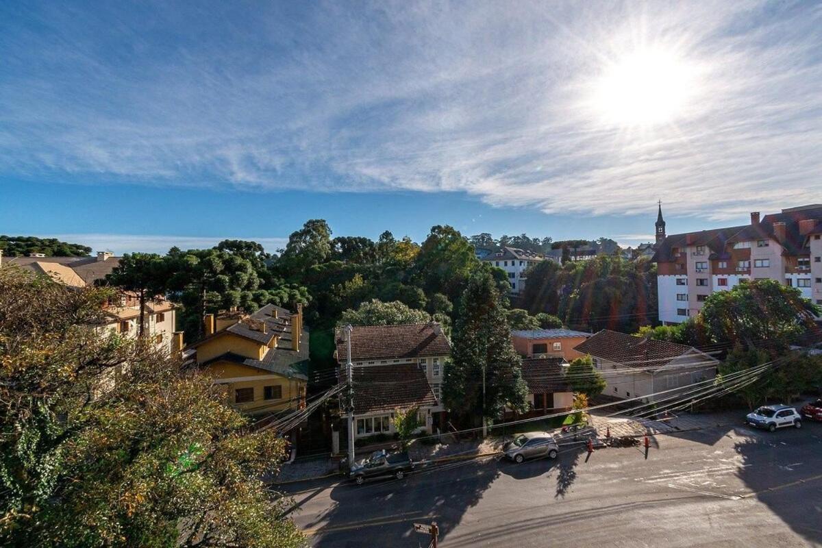 Rosa Edificio Giovani Pizetta Apartamento Gramado