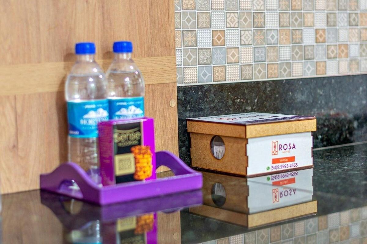 Apartamento Rosa Edificio Giovani Pizetta *