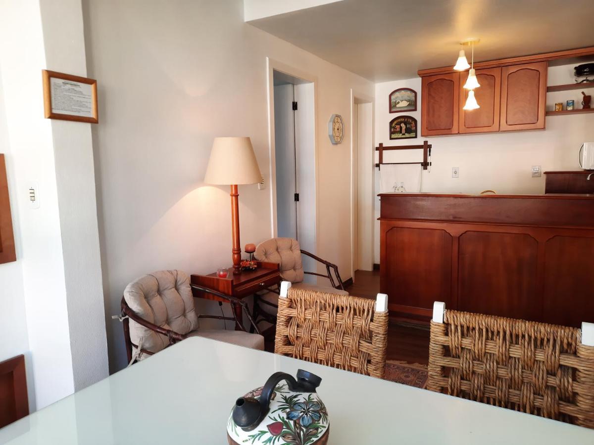 Excelente Duplex Em - Com Lareira Em Privativo Apartamento Gramado