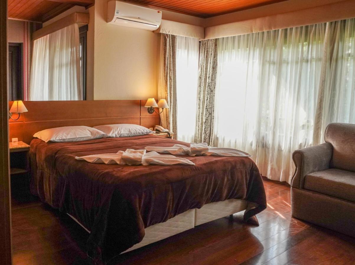 Hotel Papoulas