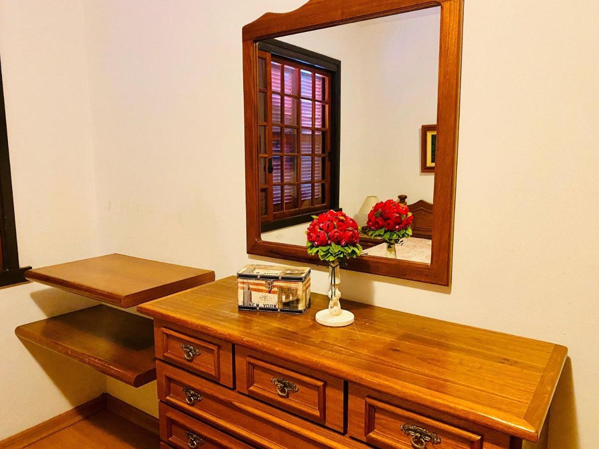 Apartamento Excelente Opcao - 03 Quadras Rua Coberta *
