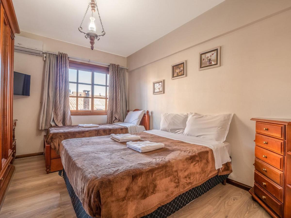 210 Metros, Rua Coberta Centro - Planalto Verde 104 Apartamento *