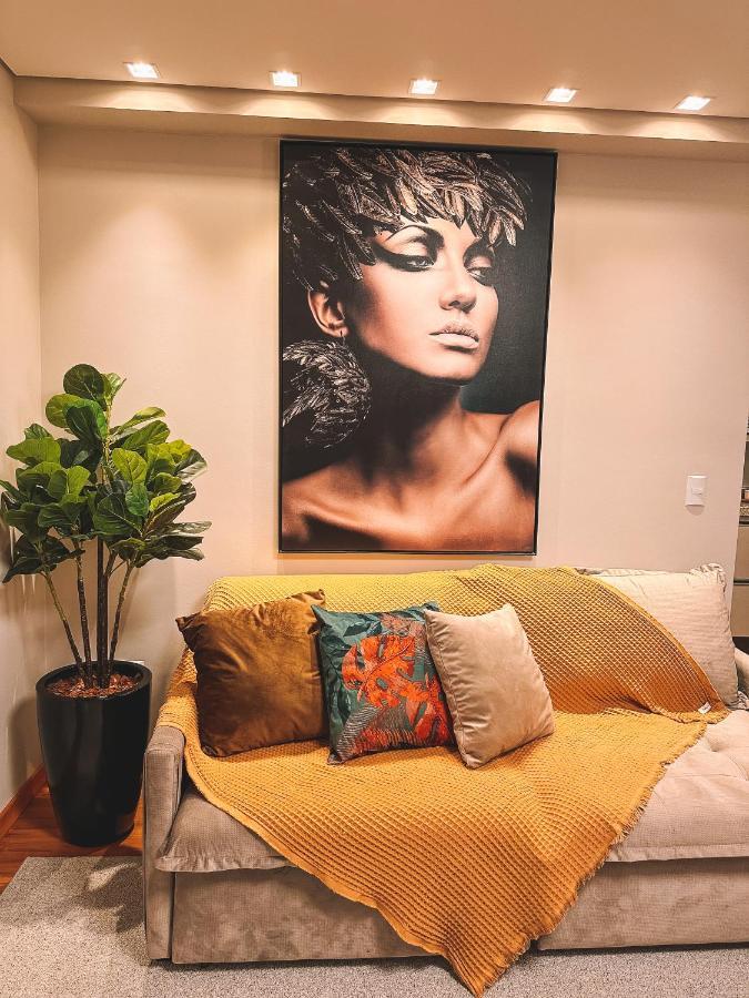 Apto A 3 Minutos Da Rua Coberta De Apartamento Gramado