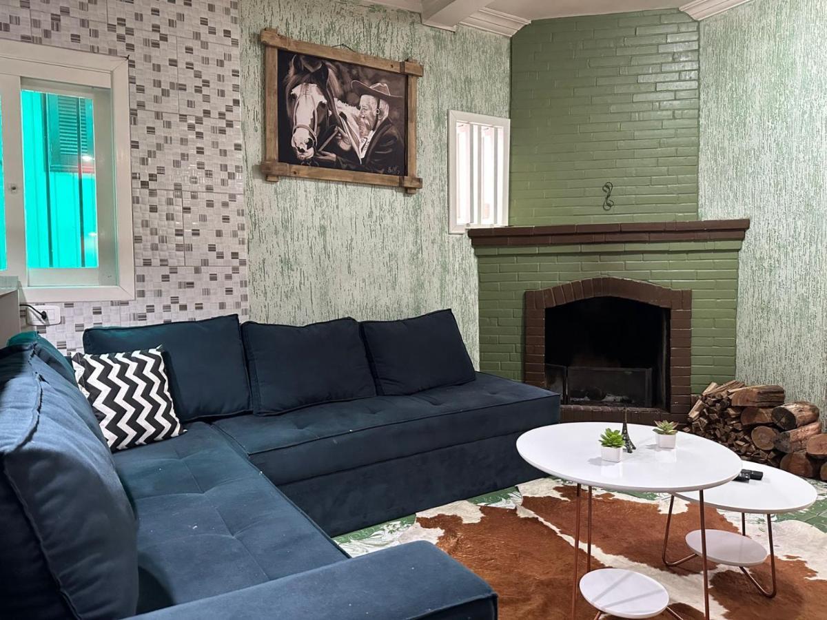 Apartamento Com Hidromassagem Em Apartamento