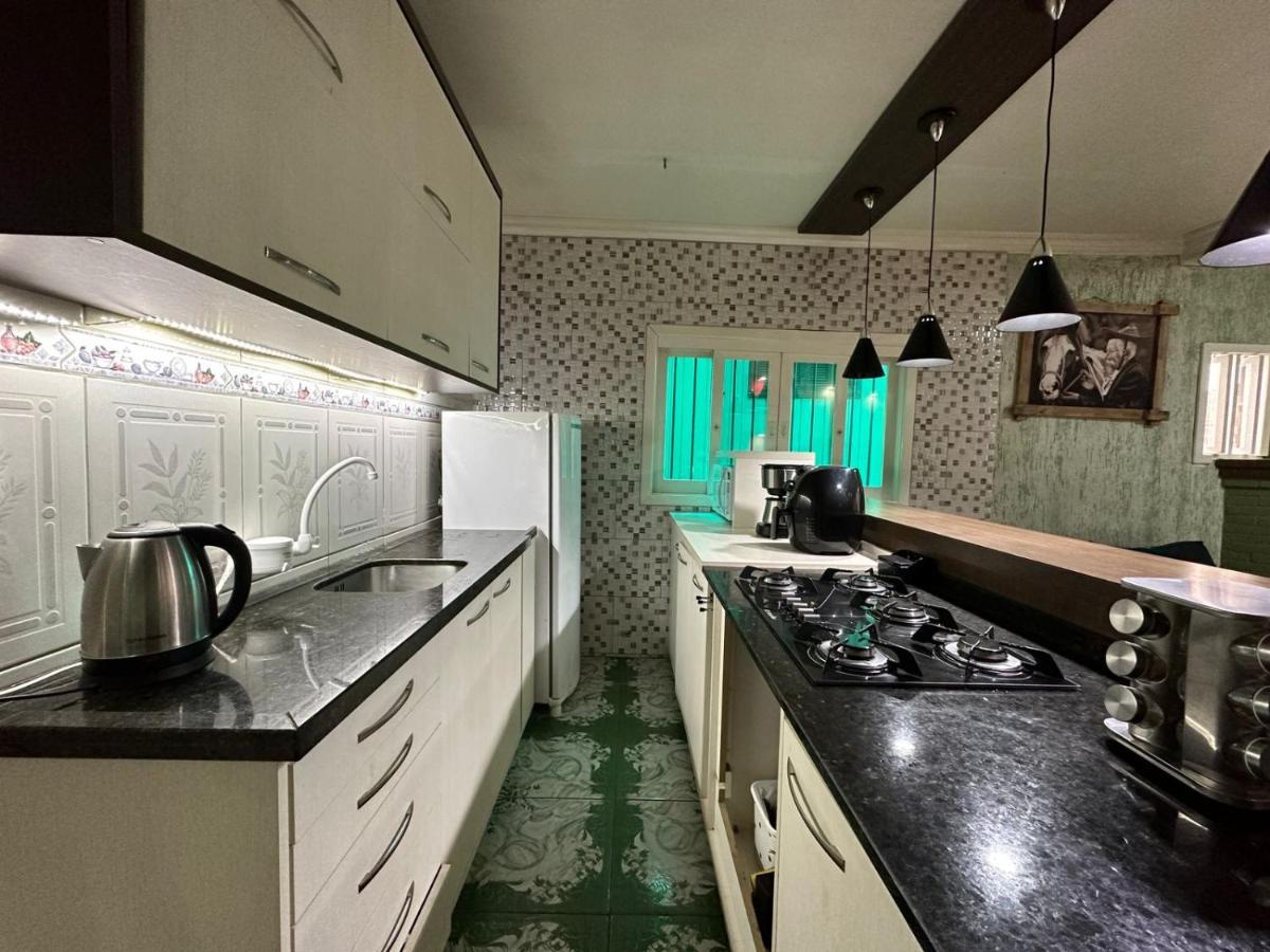 Apartamento Com Hidromassagem Em Apartamento