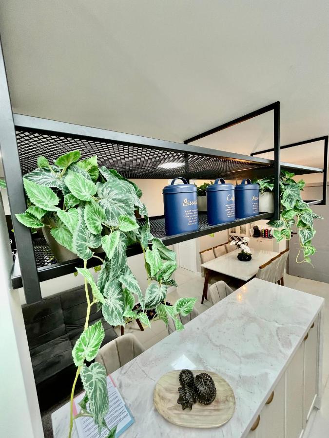 Proximo Rua Coberta Apartamento