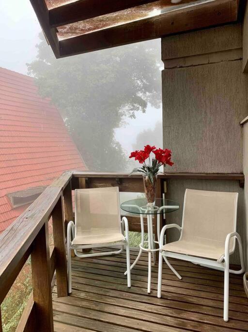 No Centro De Bem Pertinho Do Natal Luz 77 Apartamento Gramado