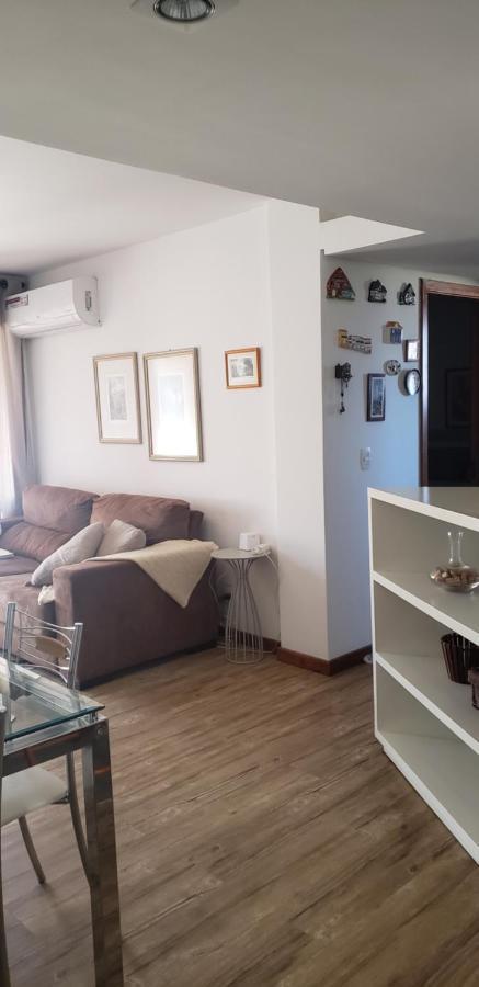 Apartamento A Um Passo Da Rua Torta Com Wifi Gramado