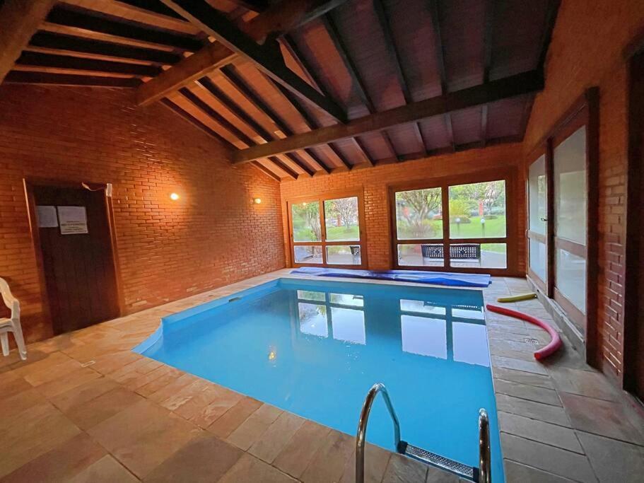 Aconchegante Apto 3 Dorm. Com Piscina Aquecida Apartamento