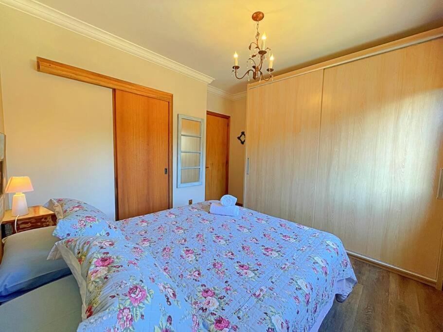 Aconchegante Apto 3 Dorm. Com Piscina Aquecida Apartamento *