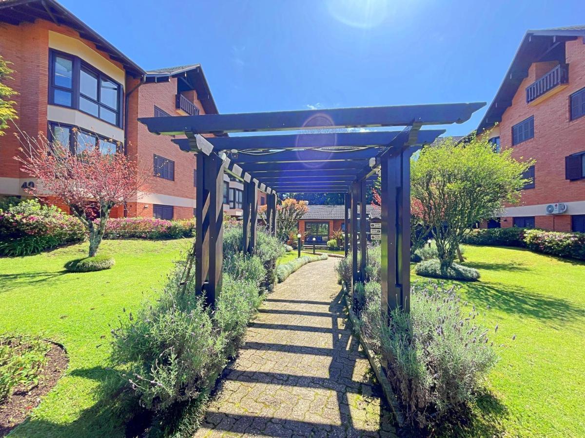 Aconchegante Apto 3 Dorm. Com Piscina Aquecida Apartamento
