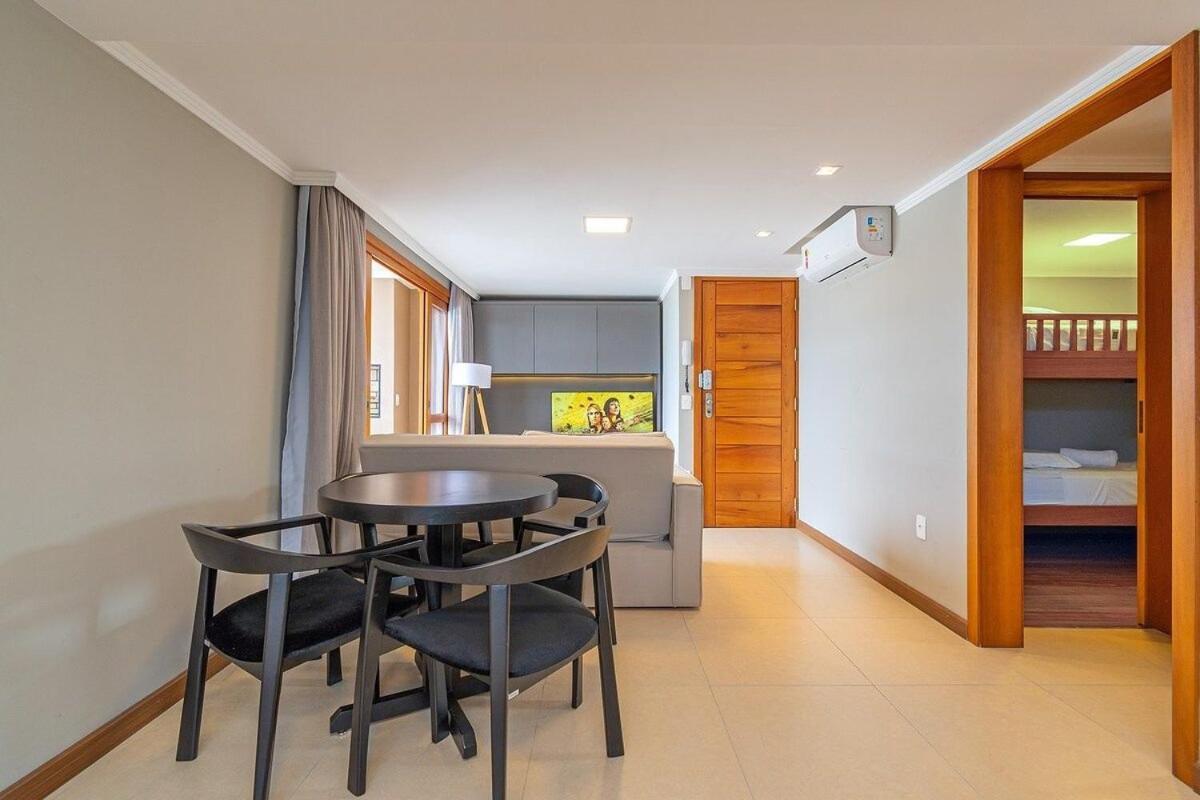Rosa Edificio Les Apartamento Gramado