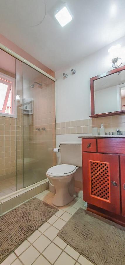 Duplex Floresta Negra: Pet-friendly Family Haven In *