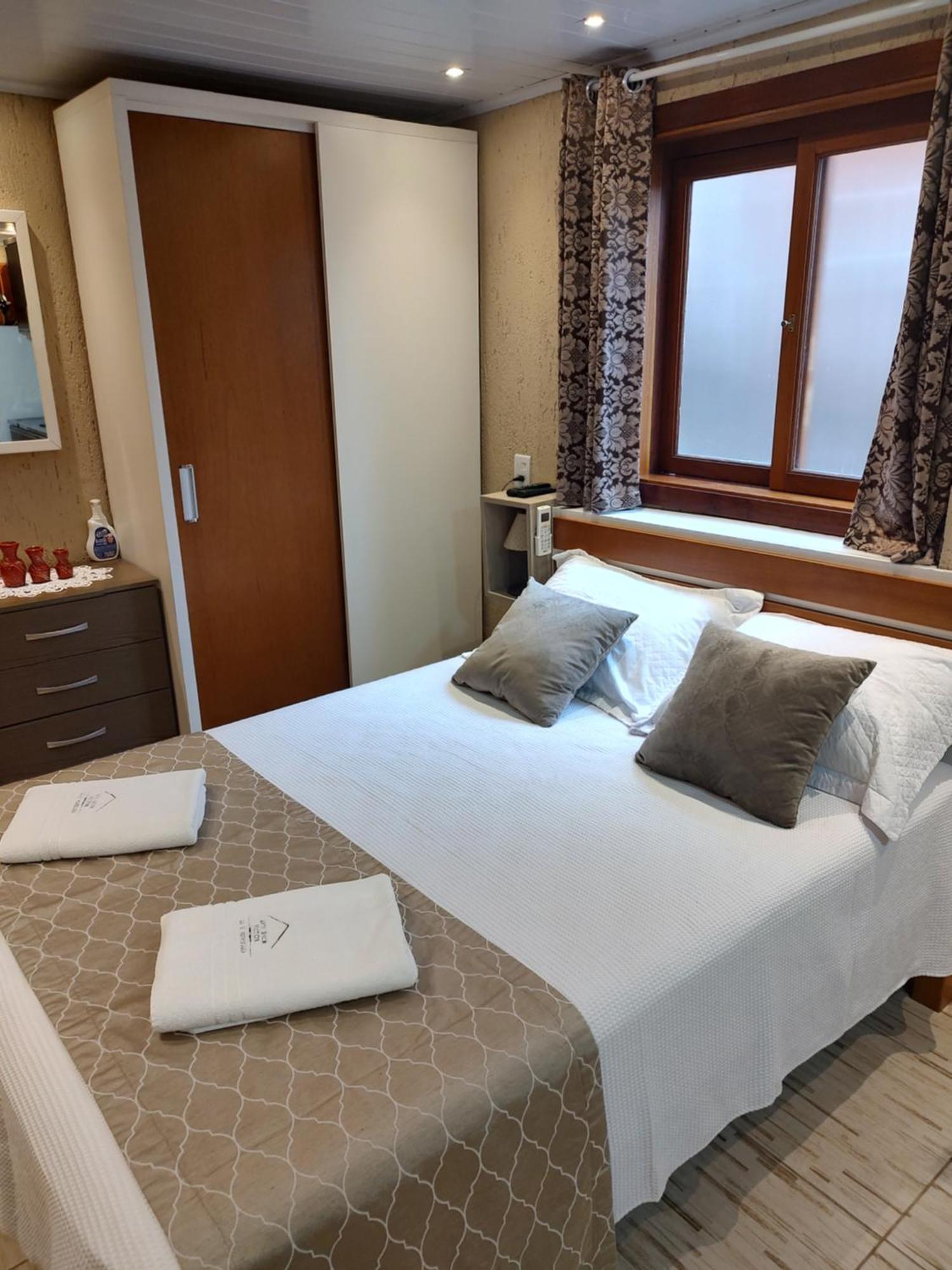 Apto Dom Victor 101 Apartamento *