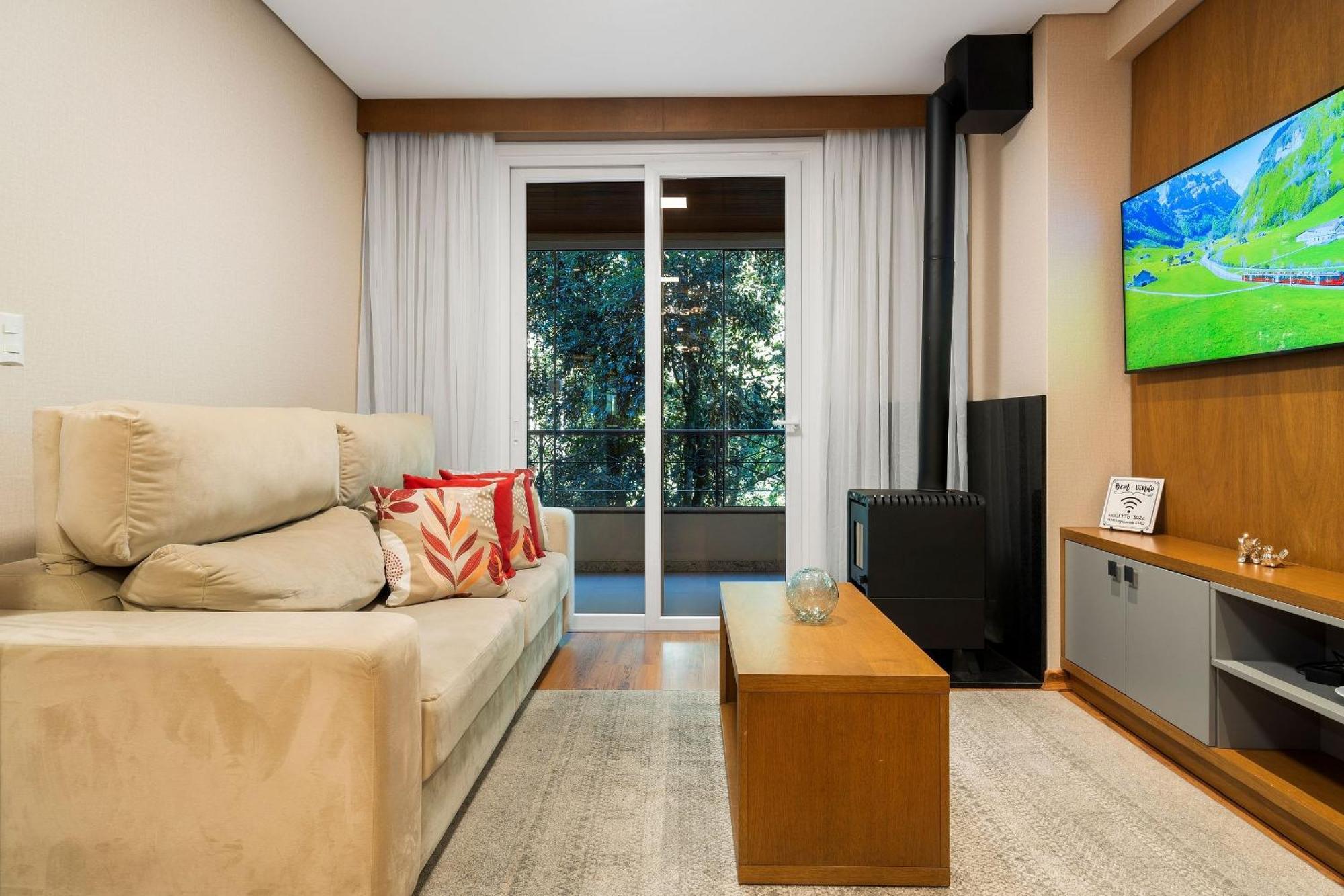 Apartamento Flores Da Montanha 2 Dorm Centro By Achei Gramado