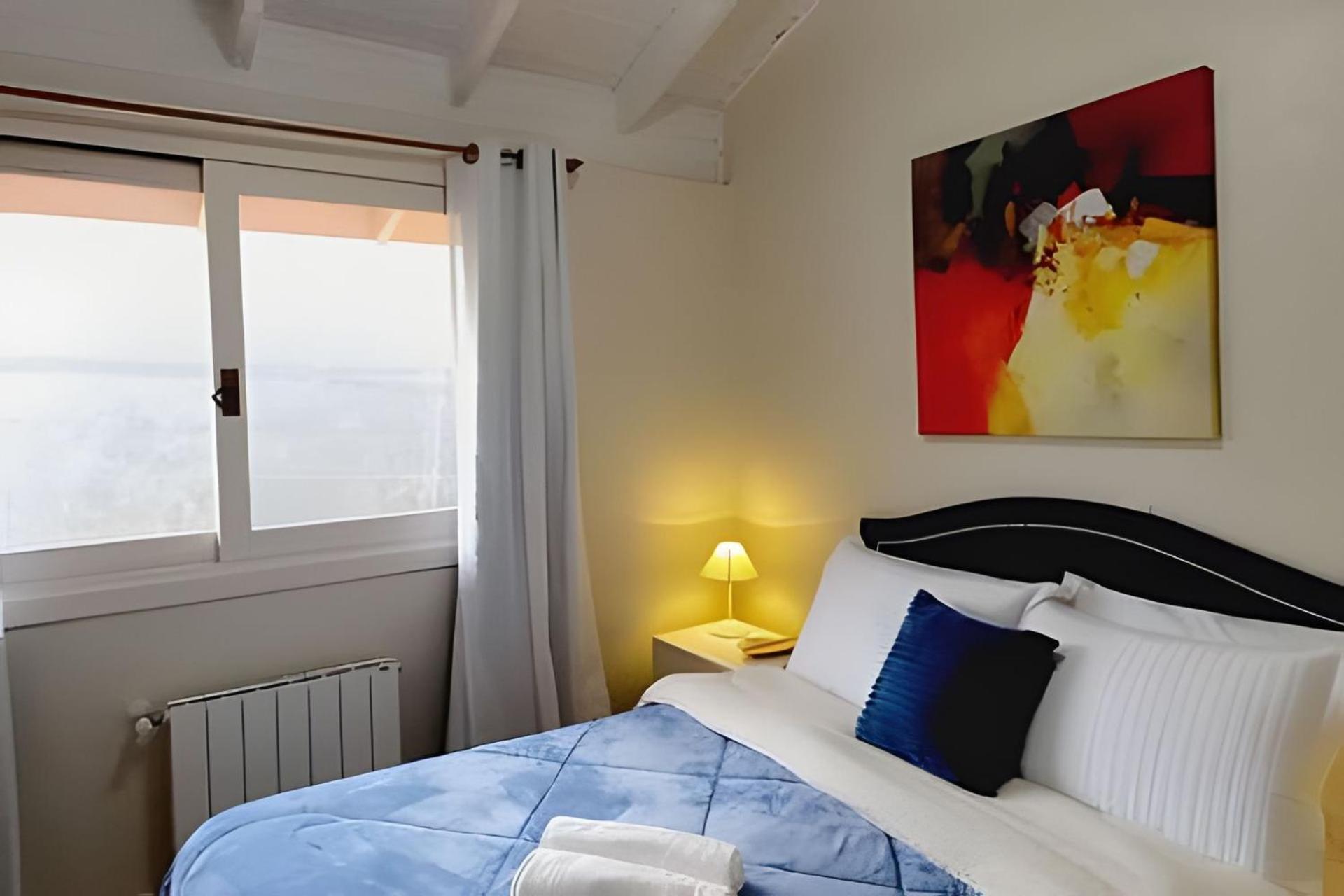 Casa Com Duas Prox. Ao Centro