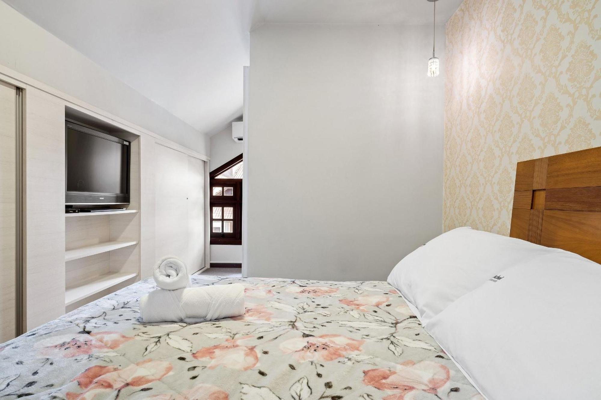 4 Dorm E Piscina By Achei Apartamento