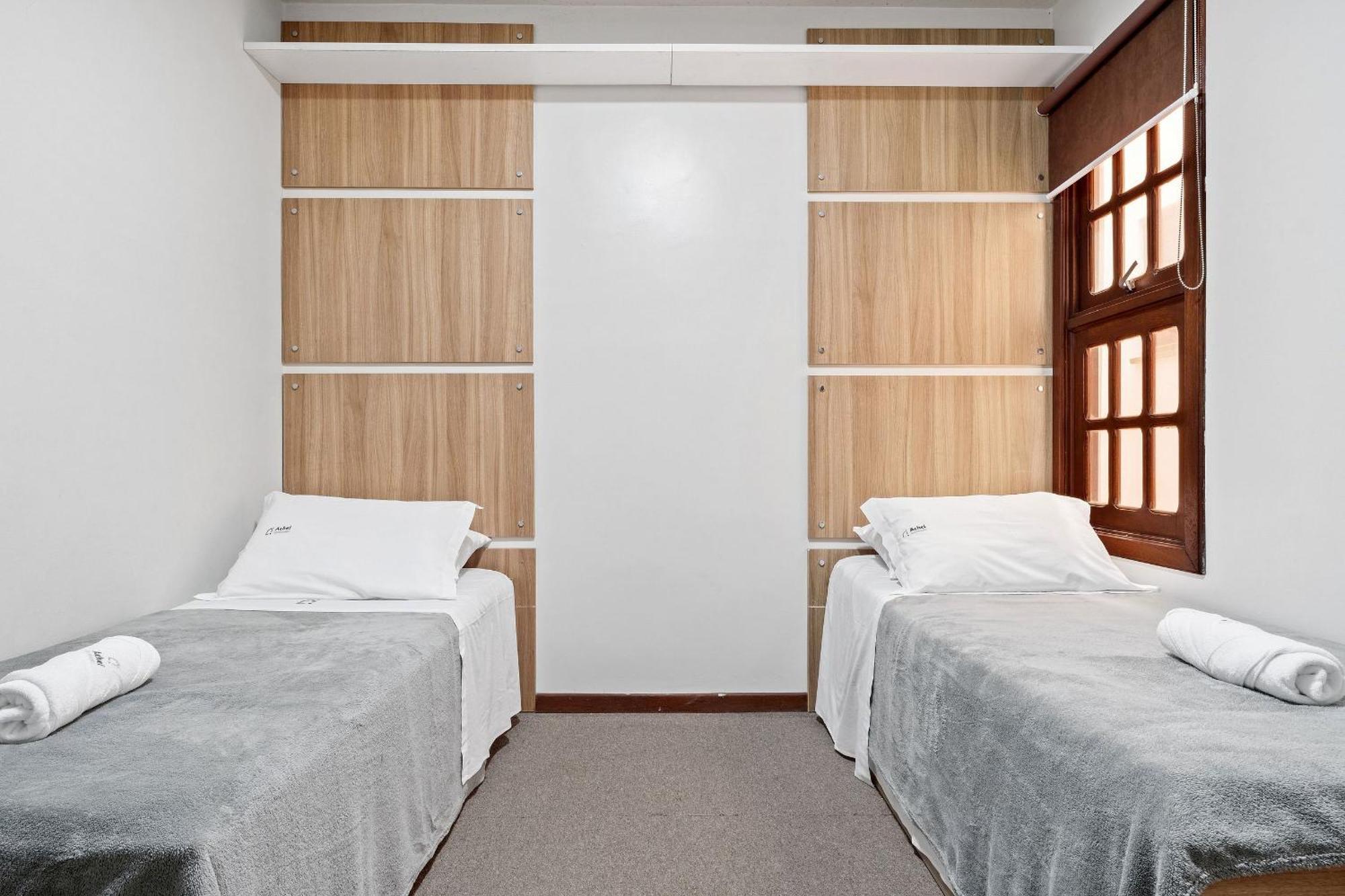 Apartamento 4 Dorm E Piscina By Achei *