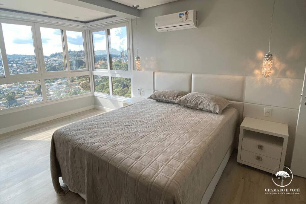Novo No Centro De Apartamento *