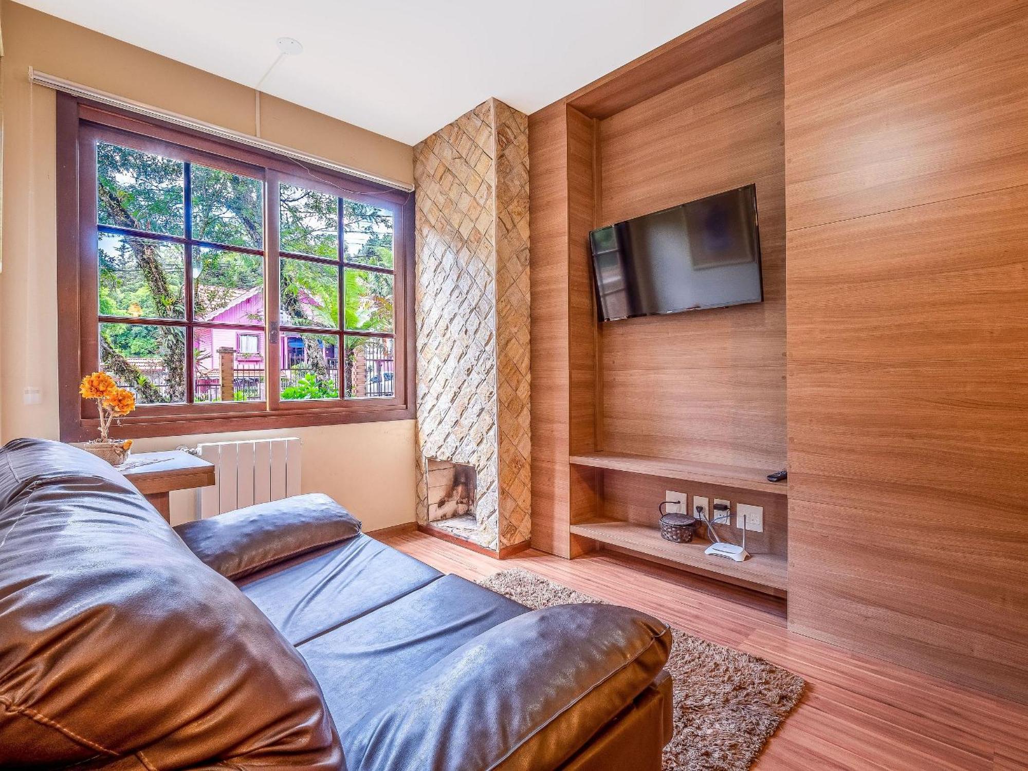 Rosenfeld 102 - Apto Gramado, Proximo Negro *