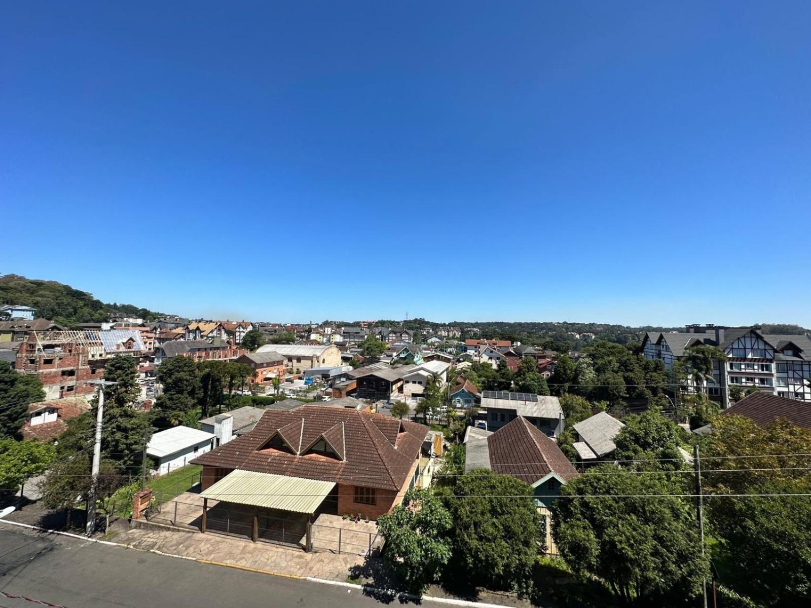Novo Na Localizacao De Gramado! Apartamento
