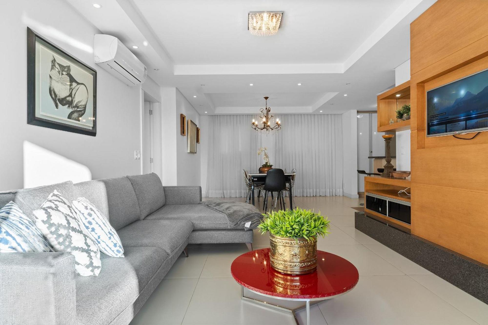 650 Metros, Rua Coberta Centro/villa 403b