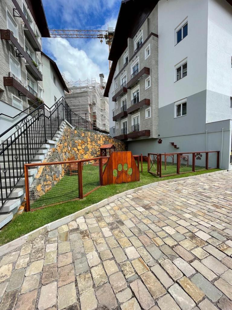Apartamento Proximo Rua Coberta *