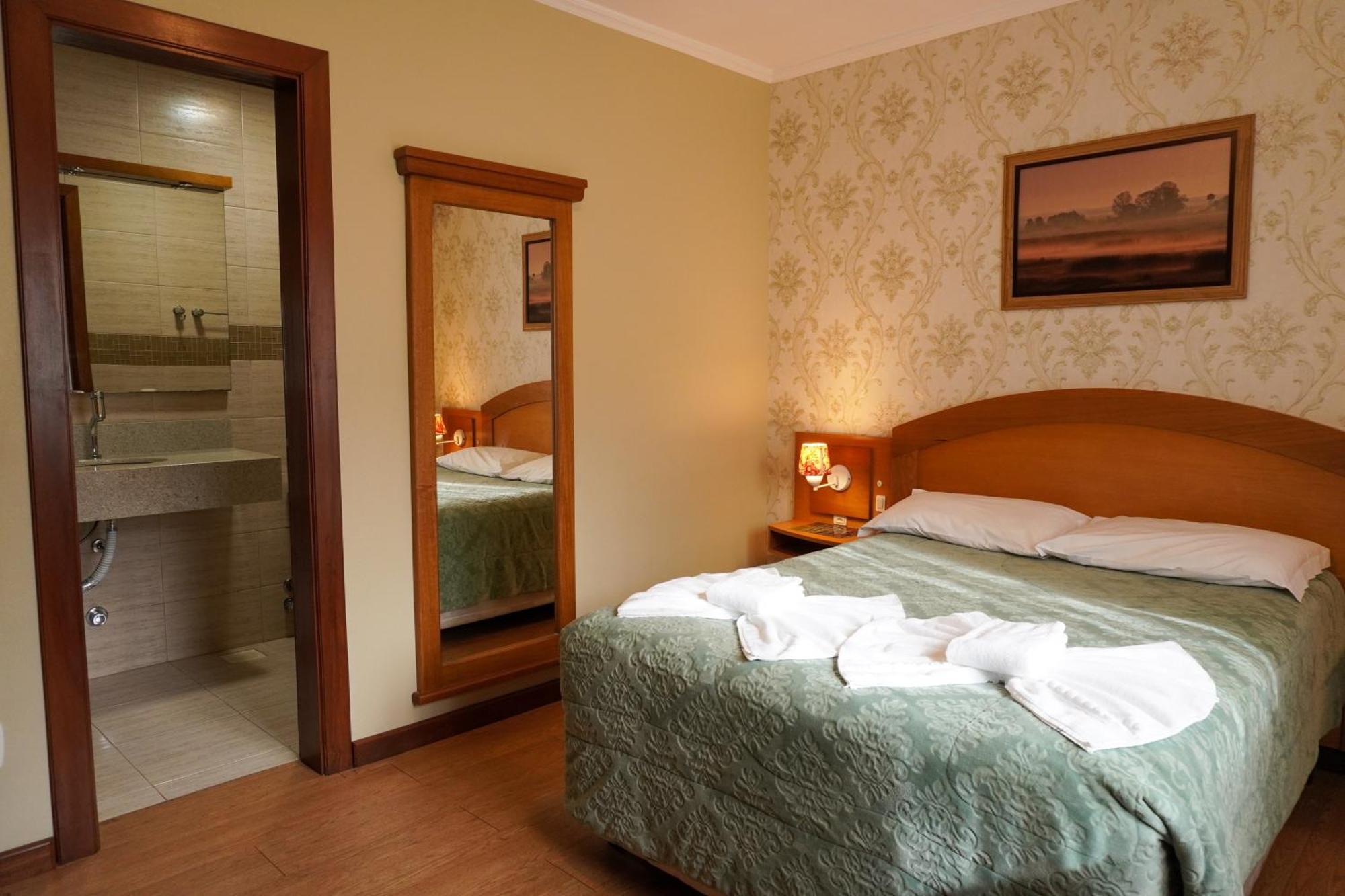 Hotel Papoulas