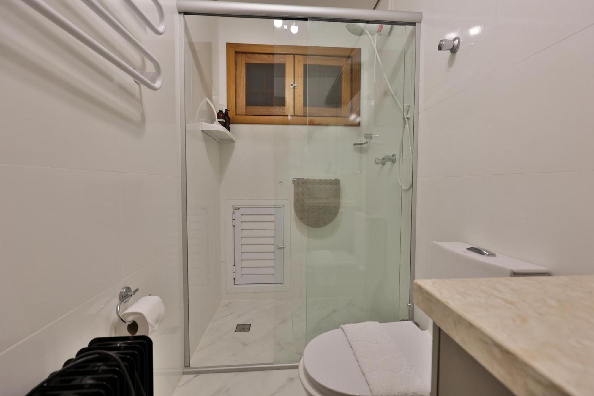 1 Apartamento *