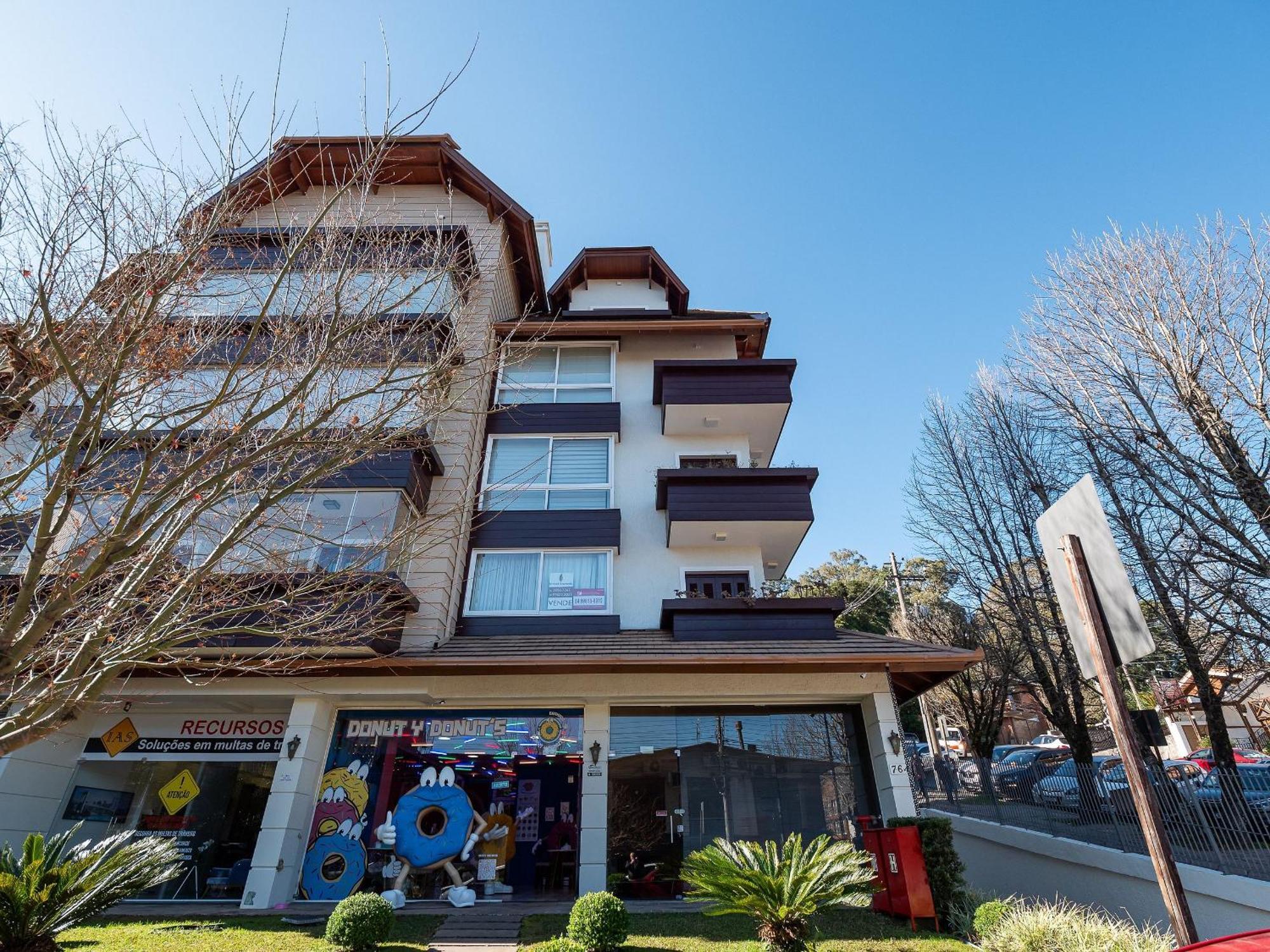 Apartamento 300 Metros, Rua Coberta Centro - Solar Encantado *