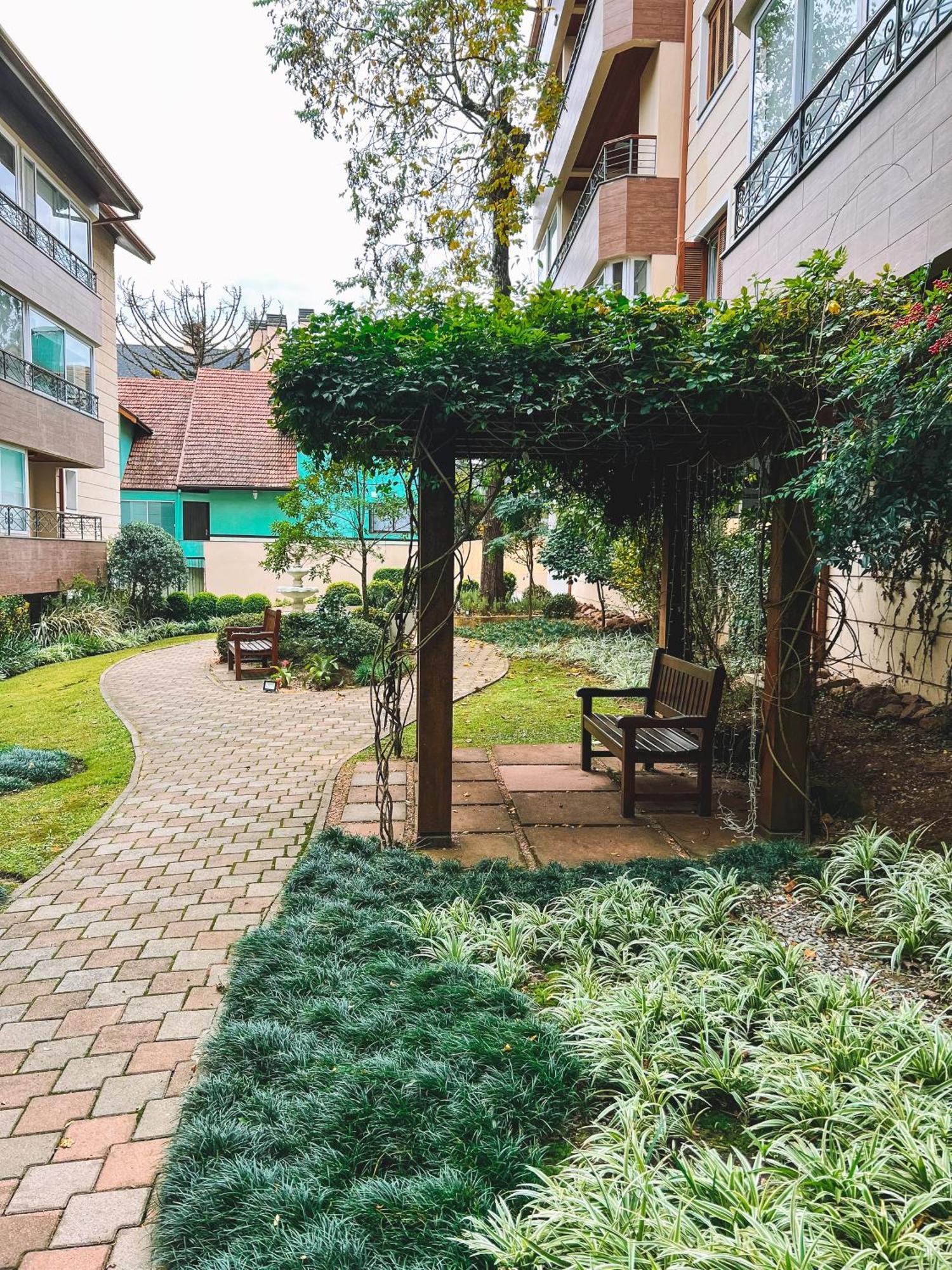 Apartamento Apto A 3 Minutos Da Rua Coberta De Gramado