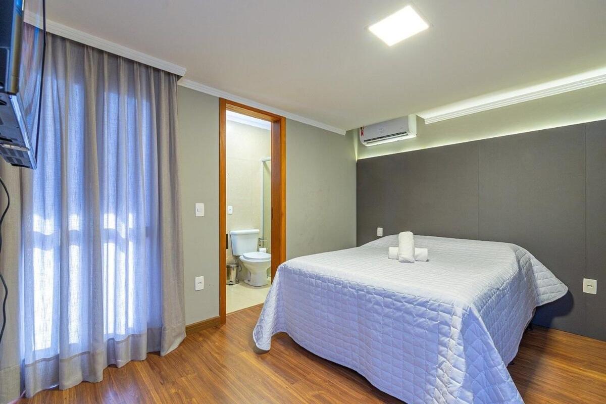 Rosa Edificio Les Apartamento *
