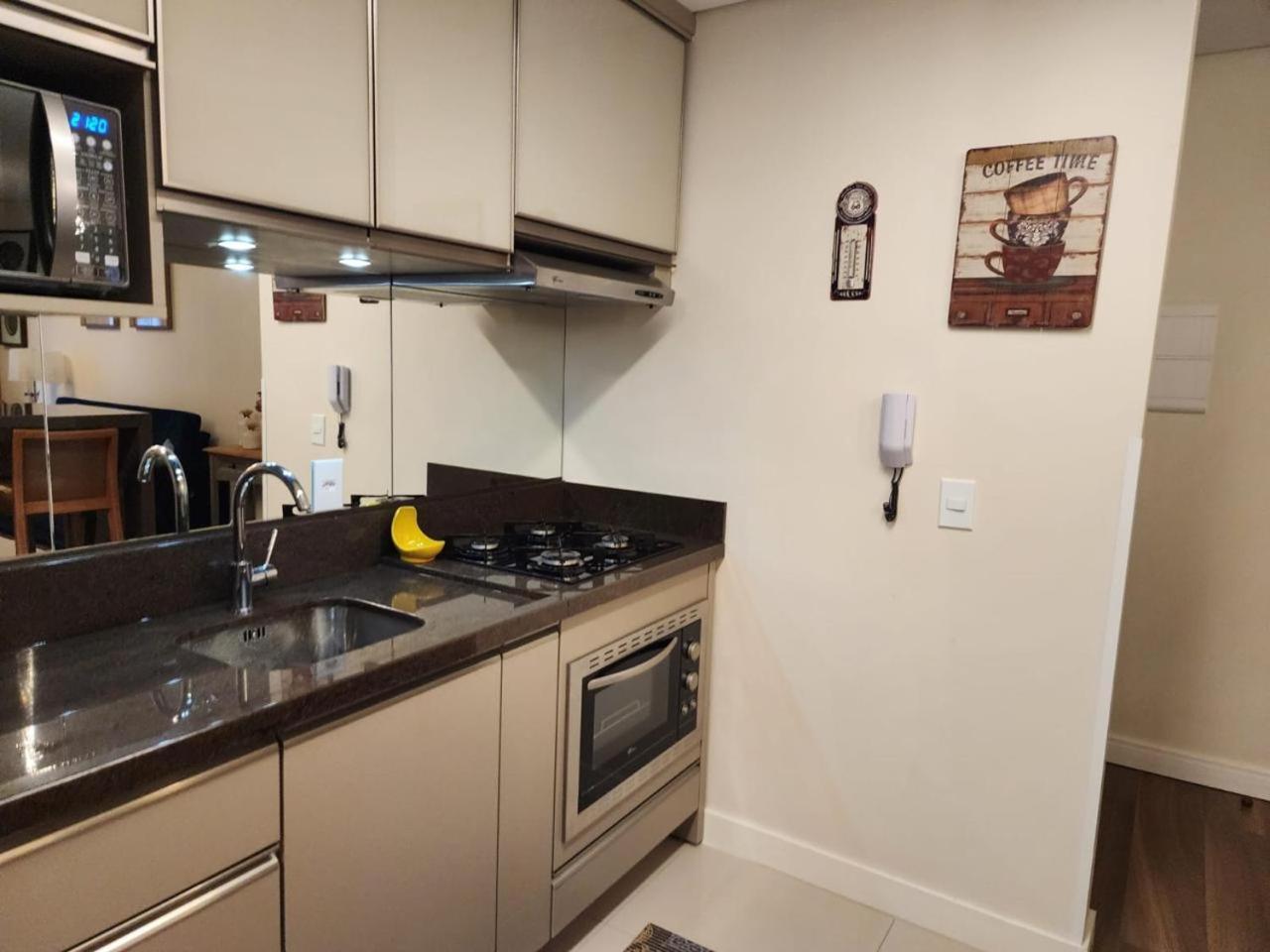 Lar Do Ozzy Com Lareira No Centro De Gramado! Apartamento *