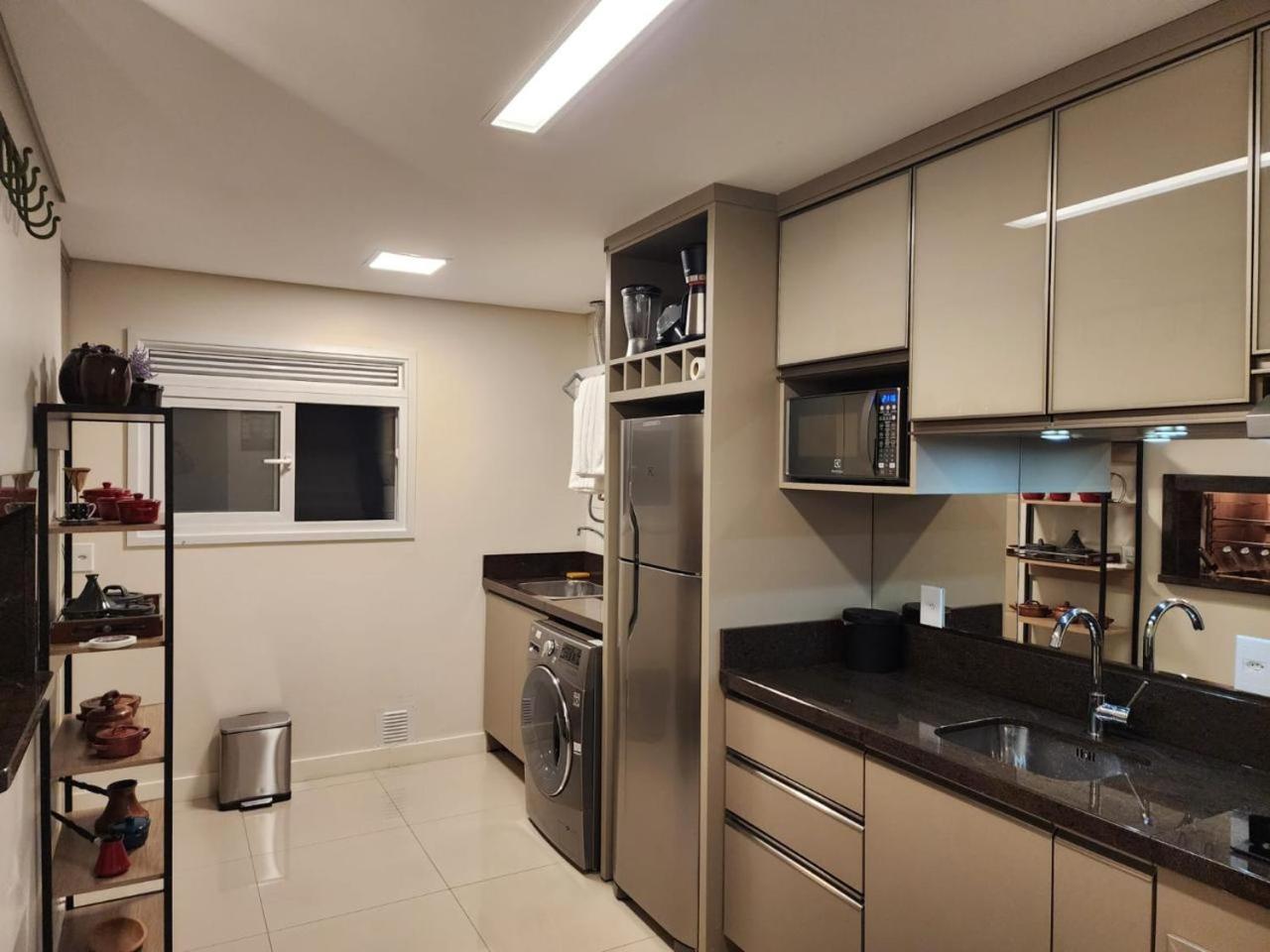 Lar Do Ozzy Com Lareira No Centro De Gramado! Apartamento Gramado