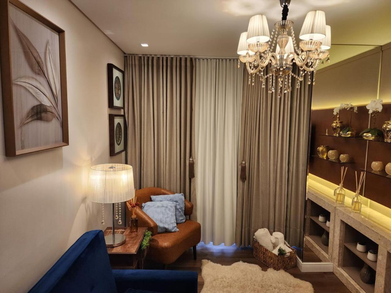 Lar Do Ozzy Com Lareira No Centro De Gramado! Apartamento
