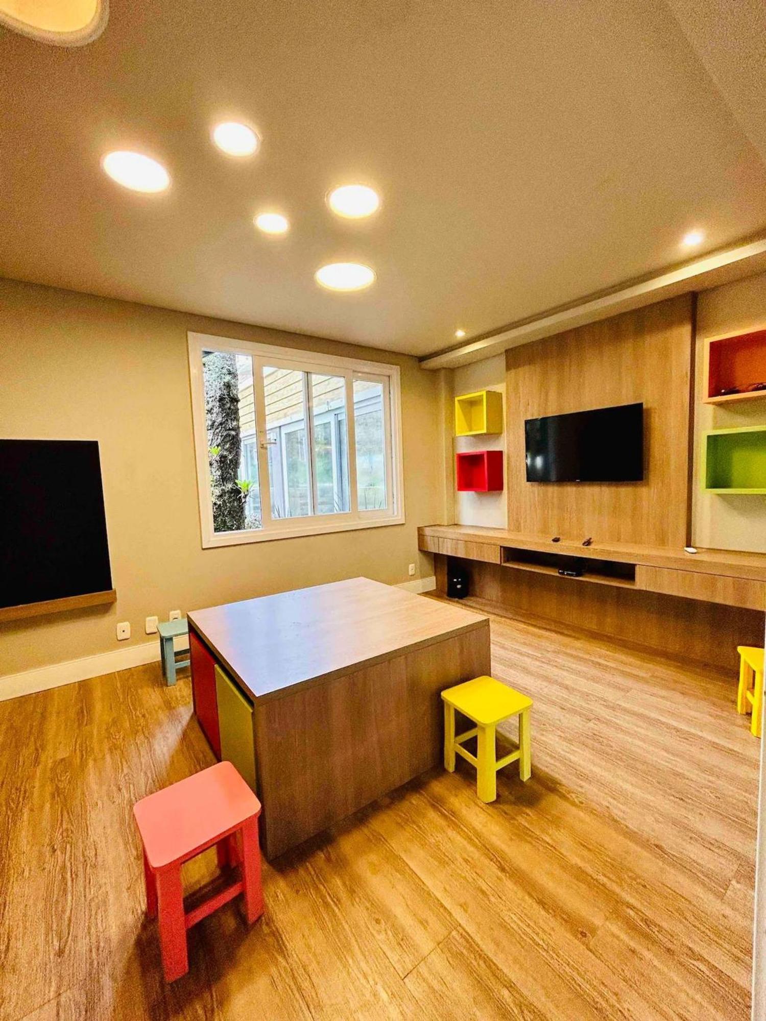 Apartamento Lindissimo Apto Alto Padrao Com Piscina Gramado