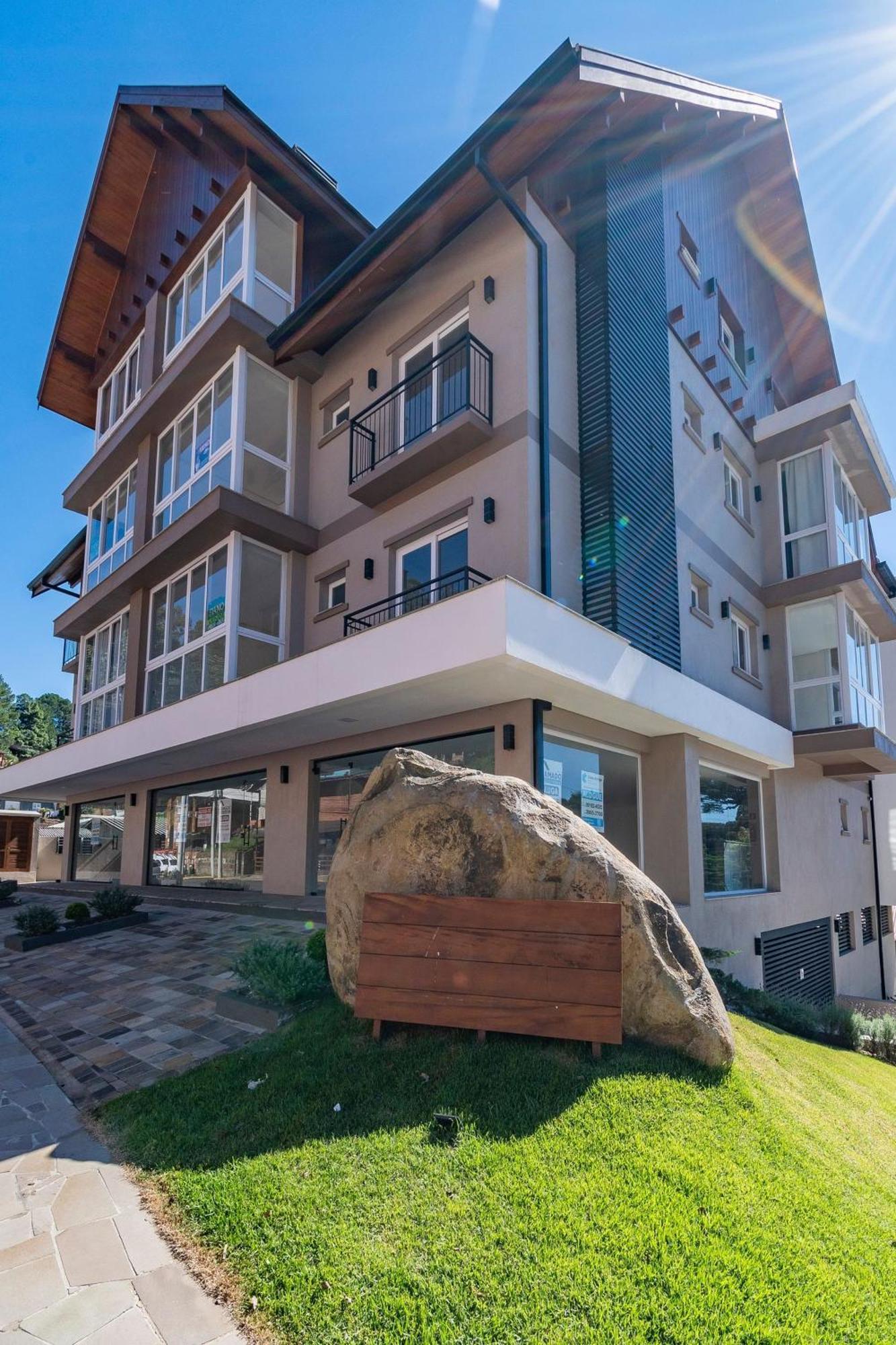 Rosa Edificio Vivant * Gramado