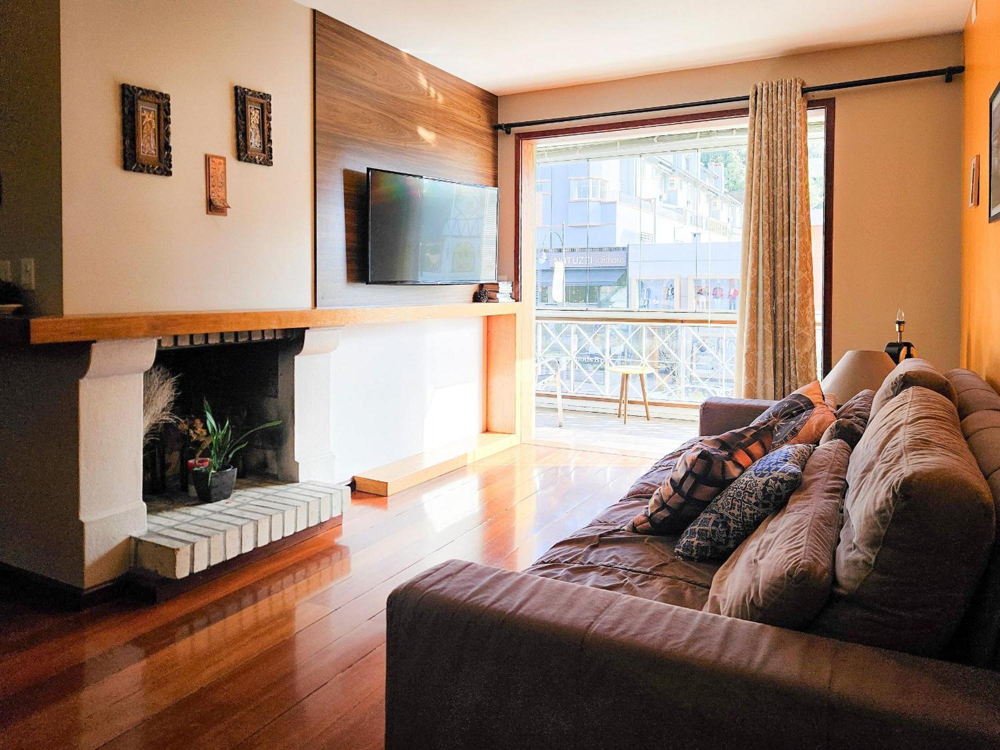 Apartamento Ap 2 Quartos E Varanda Na Borges Proximo R Coberta *